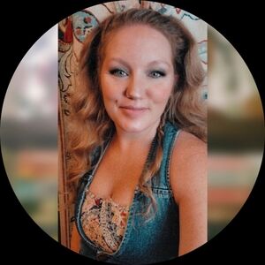 Meet your Posher, DeLana